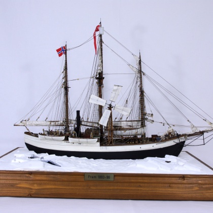 Segelschiff FRAM | Modell 017 | Länge 74cm